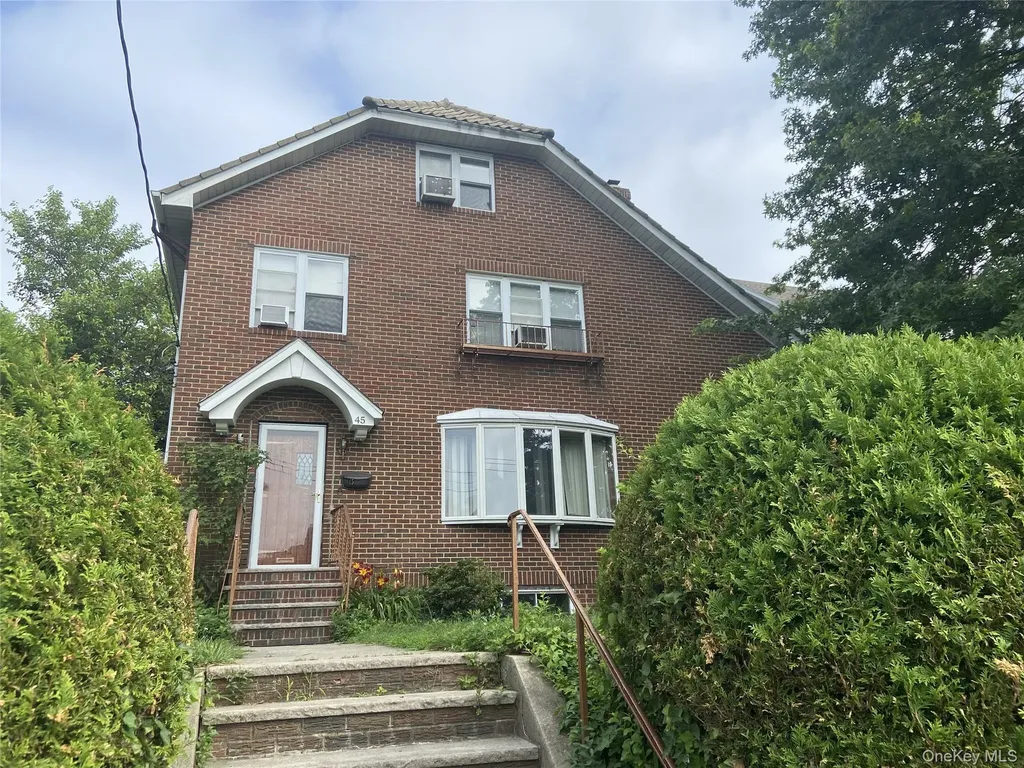 45 Davis Avenue New Rochelle NY 10805