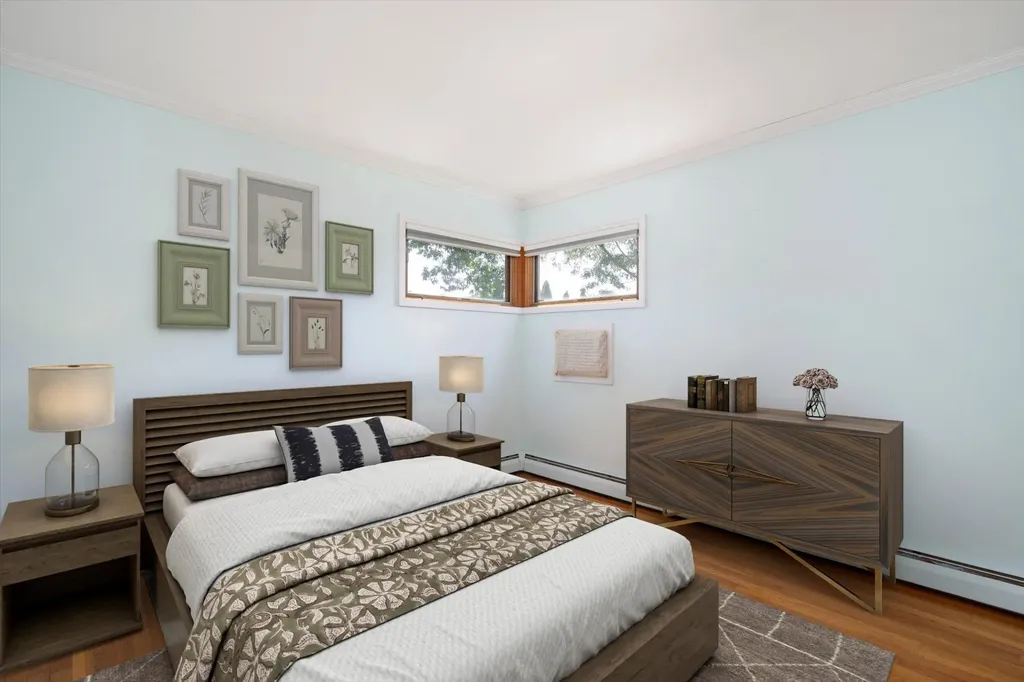 12 46th Street Islip NY 11751