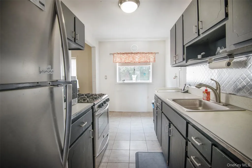 1423 Shore Drive Bronx NY 10465