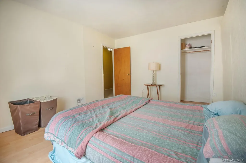 1423 Shore Drive Bronx NY 10465