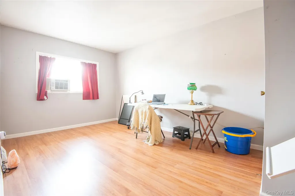1423 Shore Drive Bronx NY 10465