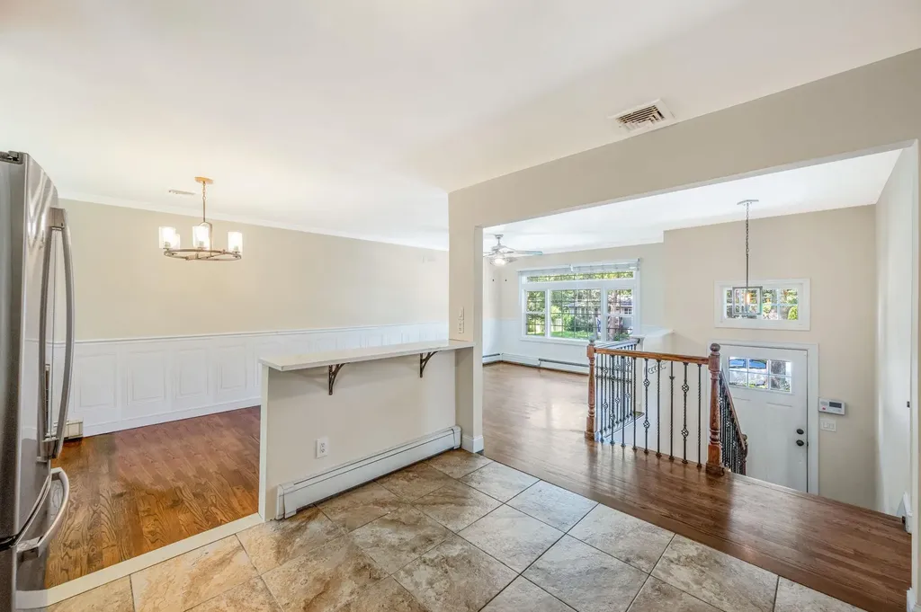368 Carnation Drive Shirley NY 11967