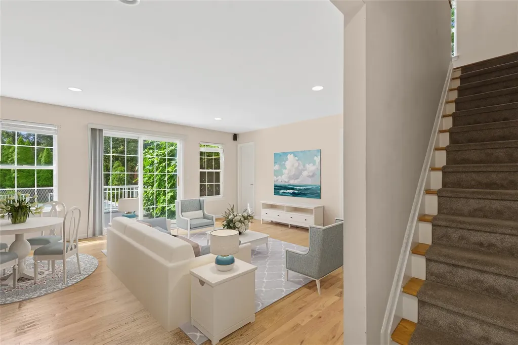 4 Pine Cone Court Moriches NY 11955