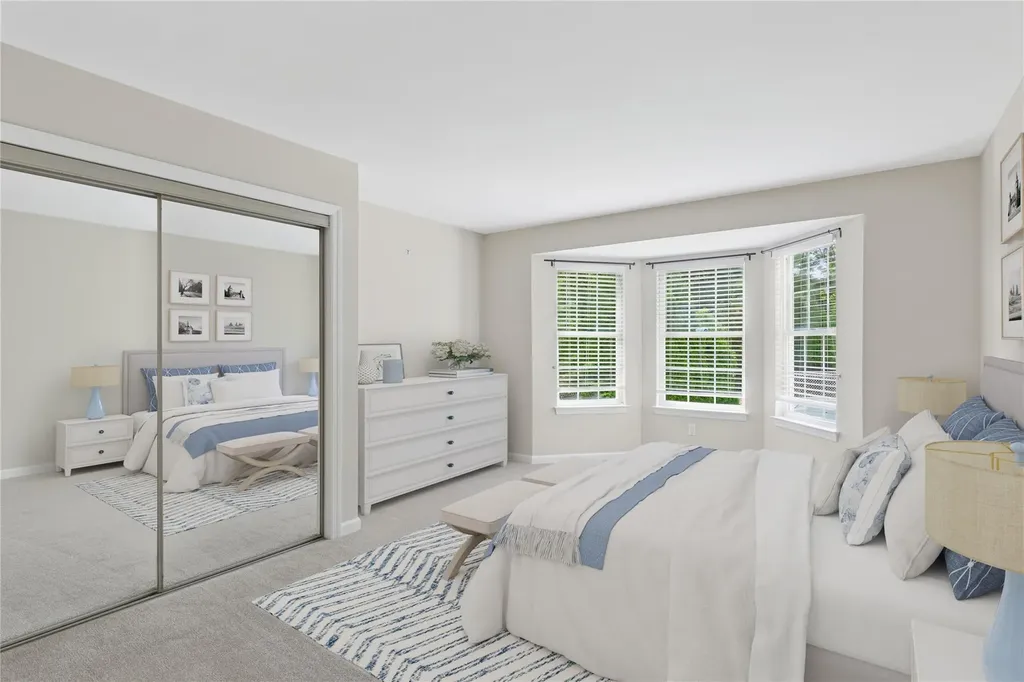 4 Pine Cone Court Moriches NY 11955