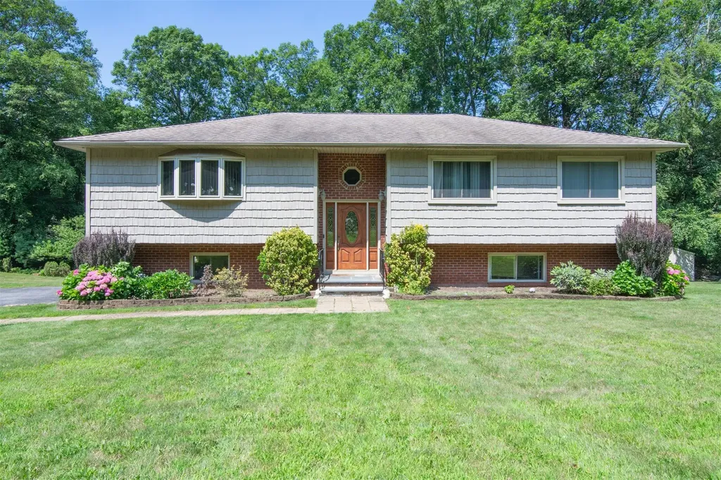 3 Rosa Drive White Plains NY 10607