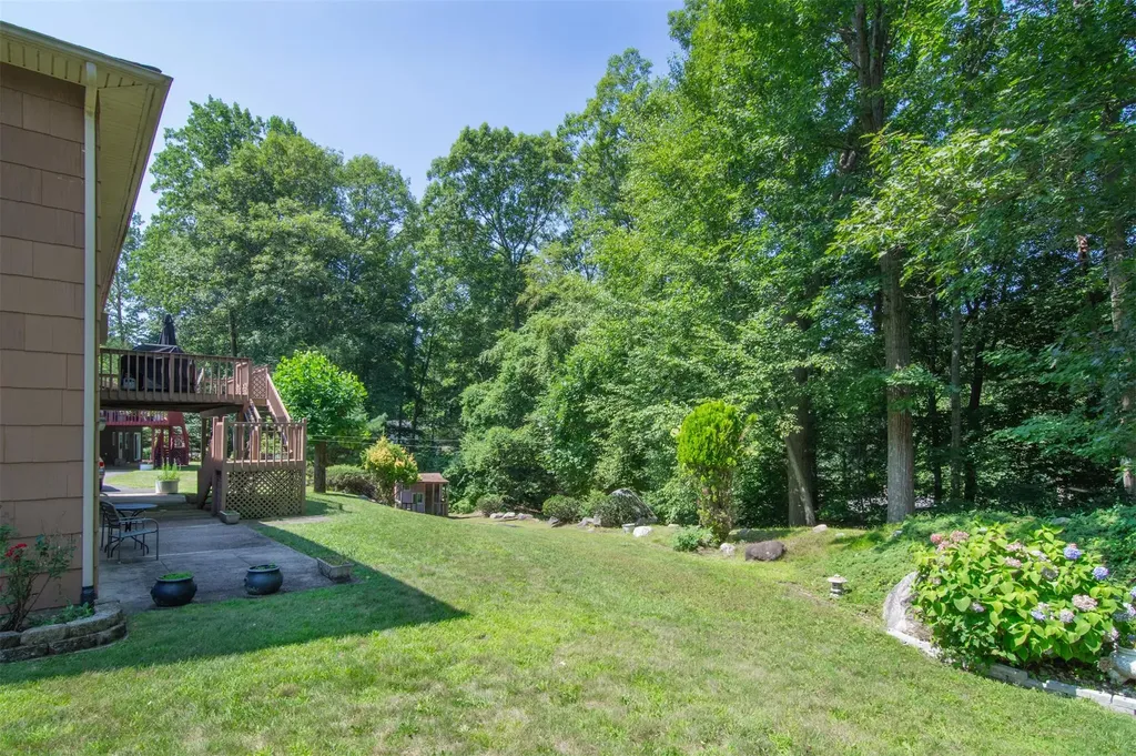 3 Rosa Drive White Plains NY 10607