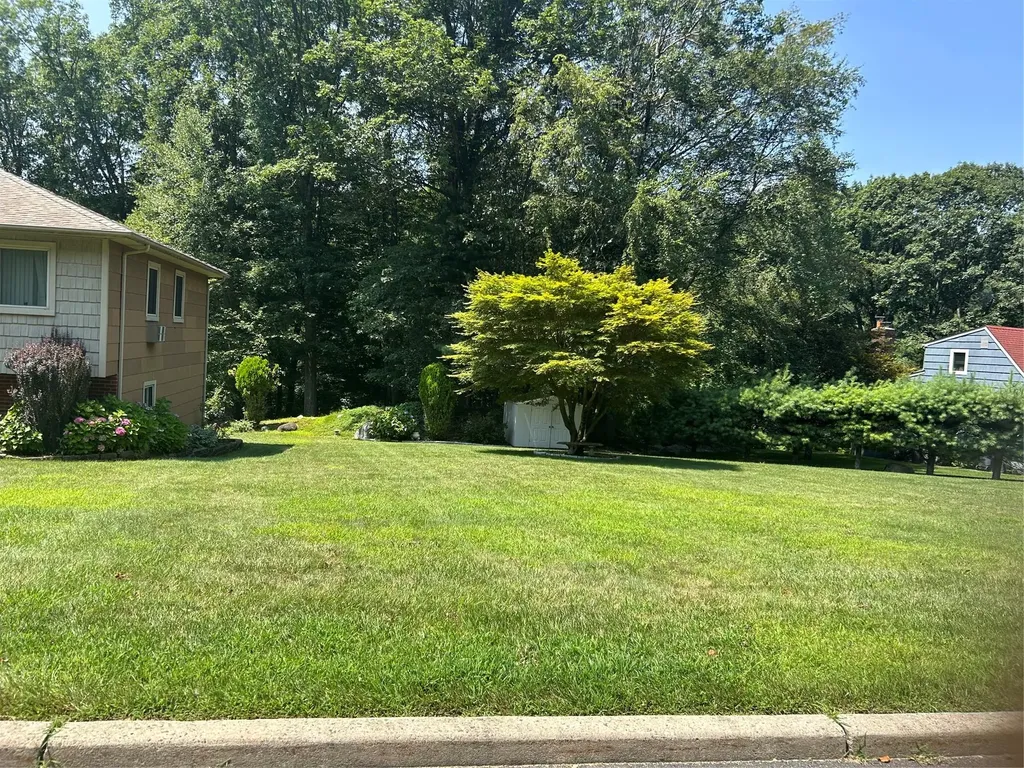 3 Rosa Drive White Plains NY 10607