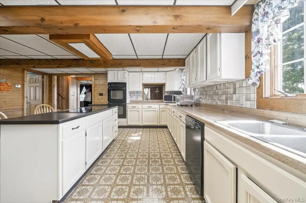 5 Burma Road Marlboro NY 12542