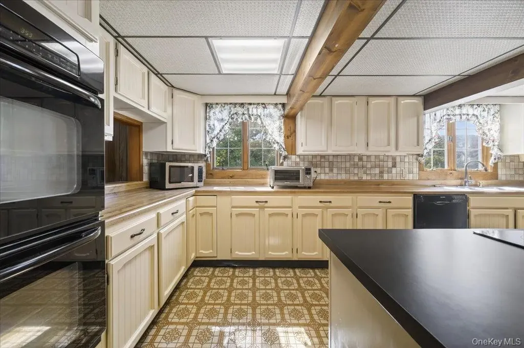 5 Burma Road Marlboro NY 12542
