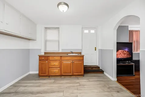 70 Cowles Avenue Yonkers NY 10704