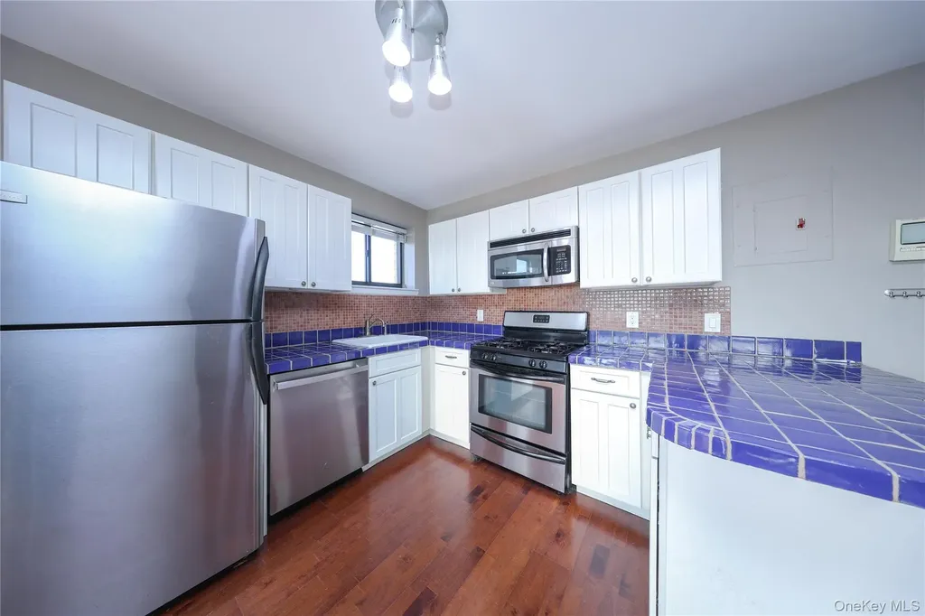 420 64th Street Brooklyn NY 11220