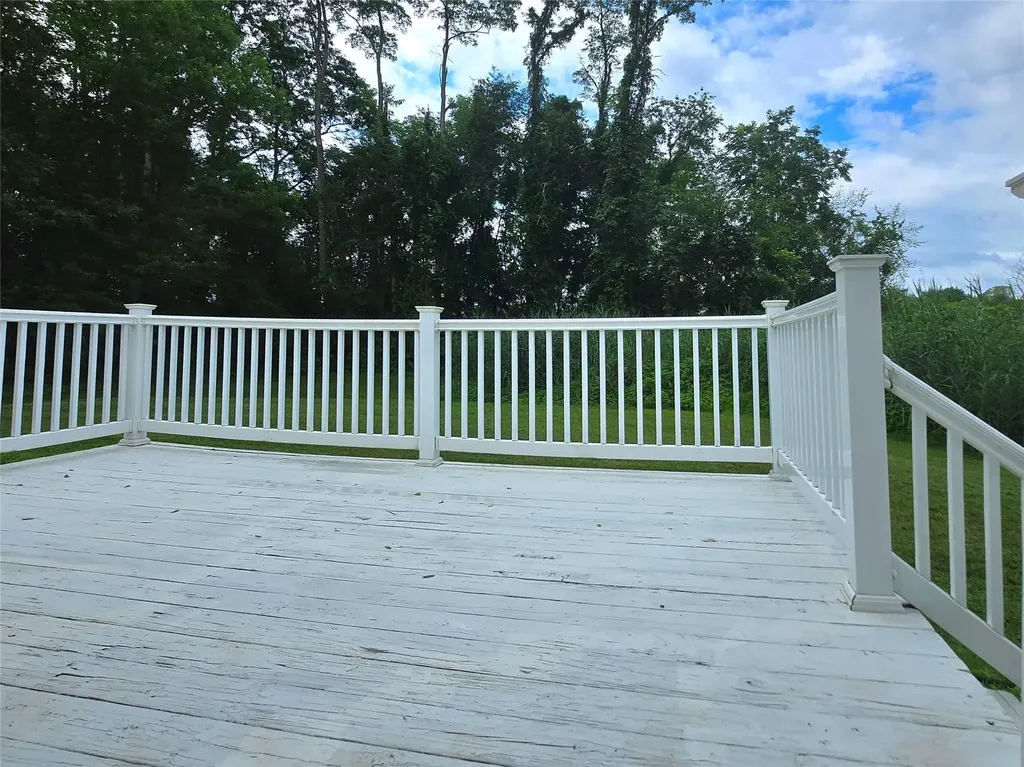 10 Aspinwall Road Red Hook NY 12571
