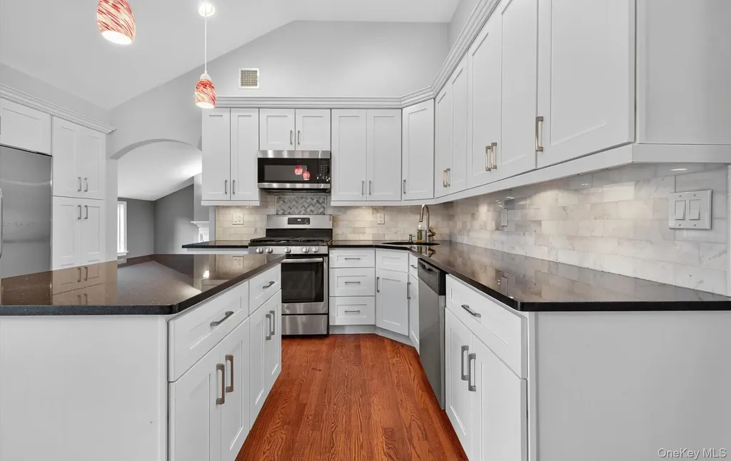 44 Keeler Avenue Merrick NY 11566