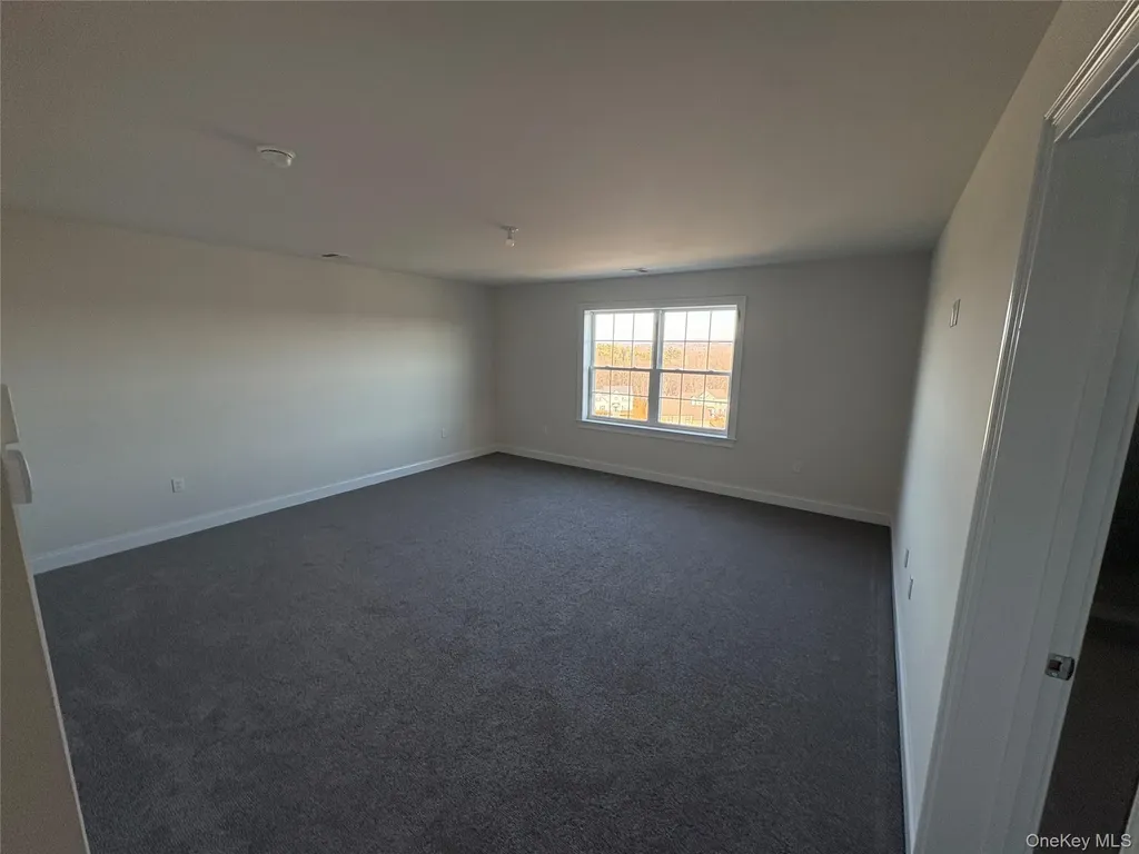 38 Dartmouth Drive Poughkeepsie NY 12603