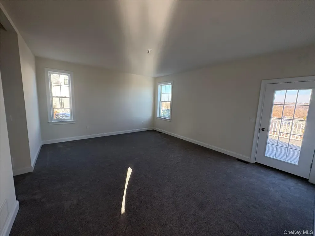 38 Dartmouth Drive Poughkeepsie NY 12603