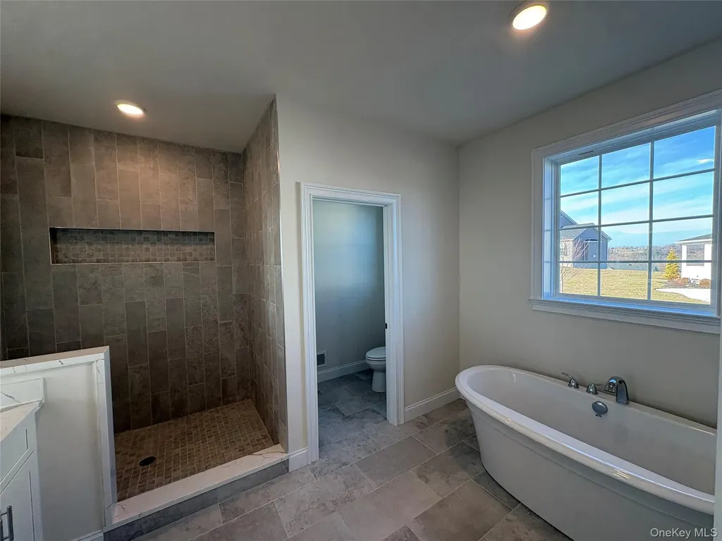 38 Dartmouth Drive Poughkeepsie NY 12603