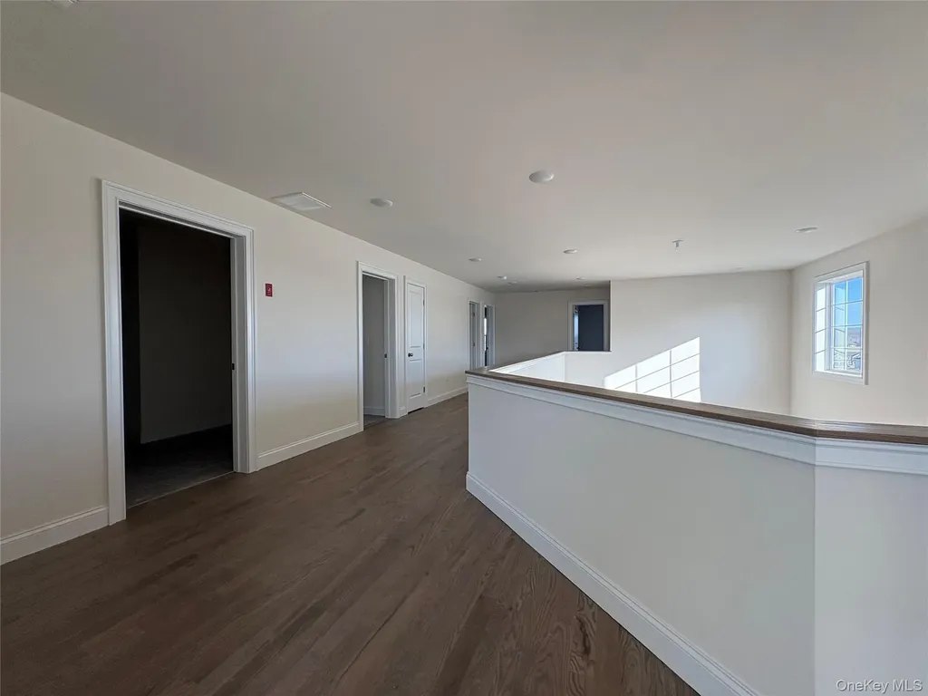 38 Dartmouth Drive Poughkeepsie NY 12603