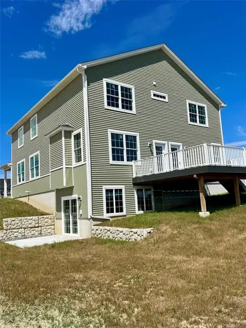 38 Dartmouth Drive Poughkeepsie NY 12603