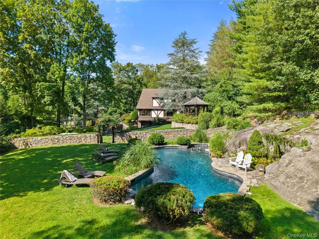 16 Shady Lane Irvington NY 10533