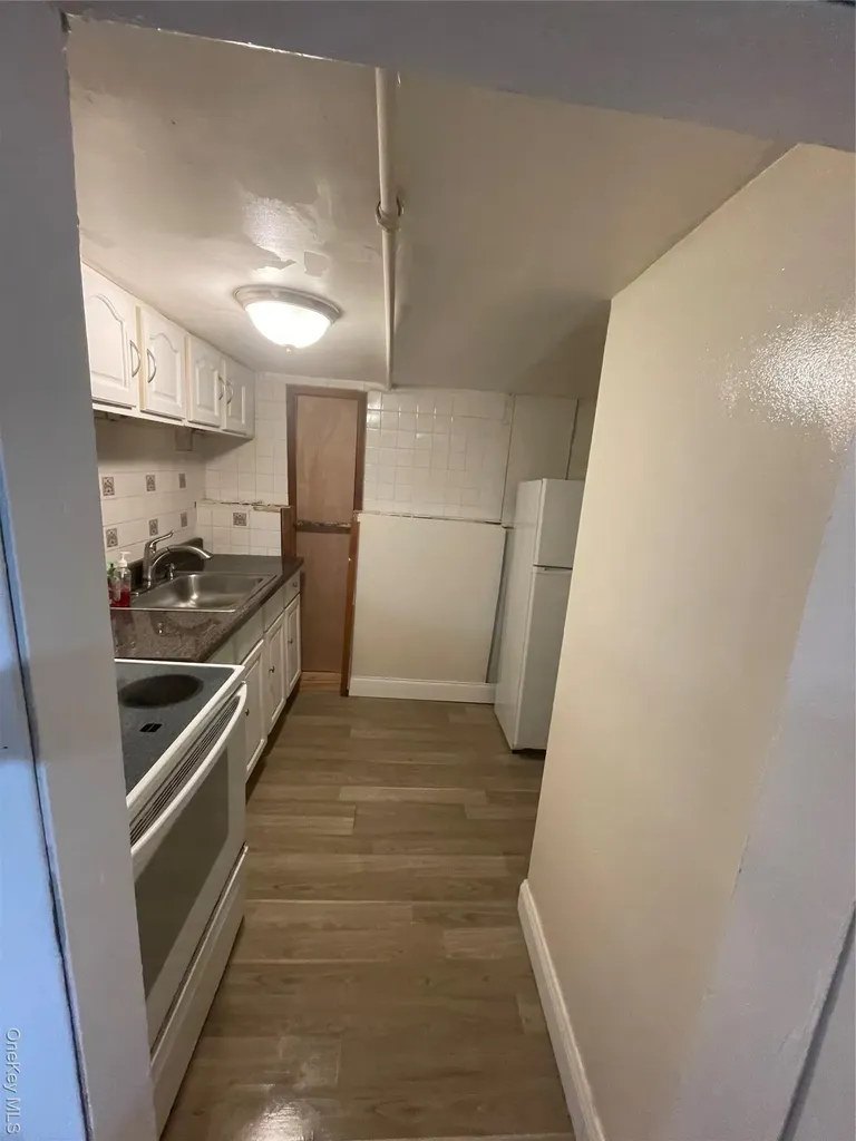 1011 Hemlock Street Brooklyn NY 11208