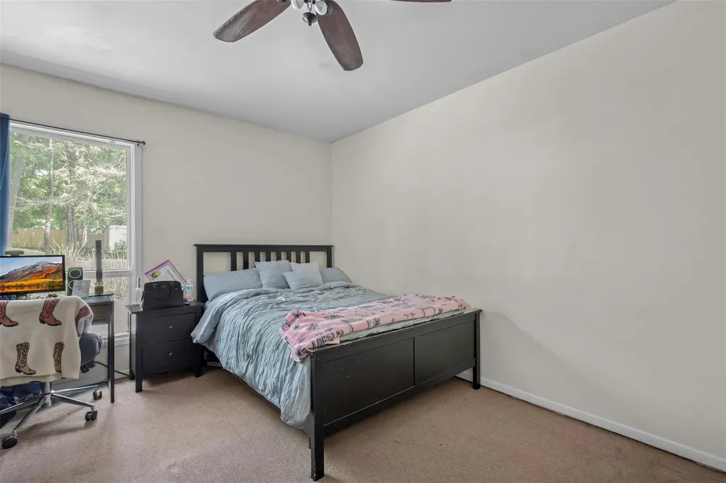 10 Hunter Avenue Miller Place NY 11764