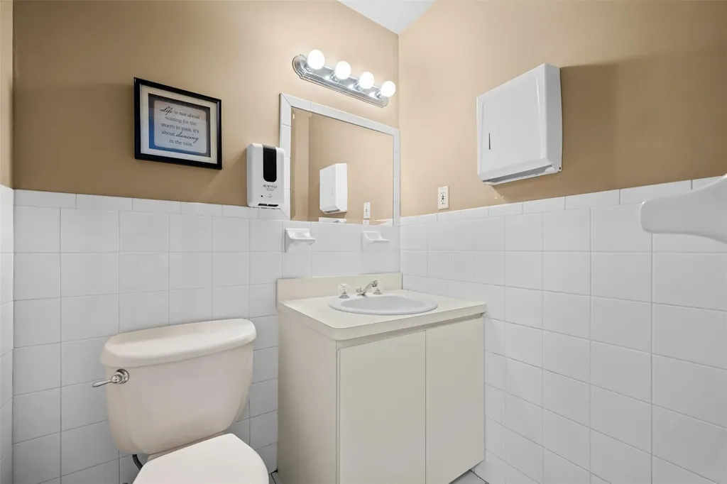 10 Hunter Avenue Miller Place NY 11764