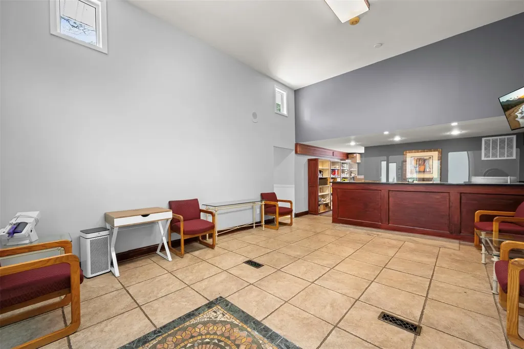 10 Hunter Avenue Miller Place NY 11764