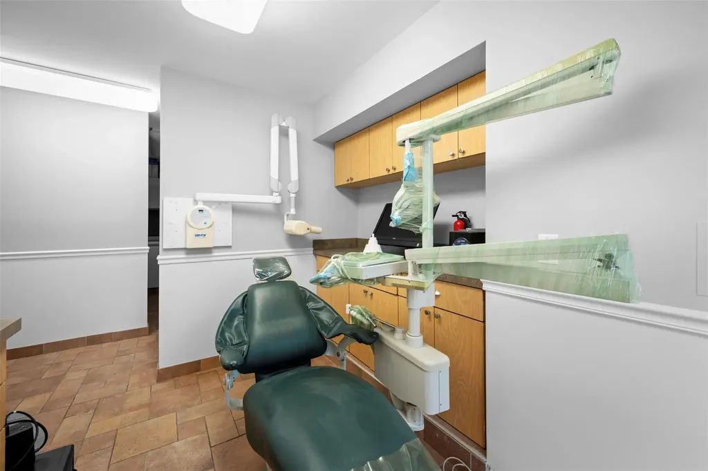 10 Hunter Avenue Miller Place NY 11764