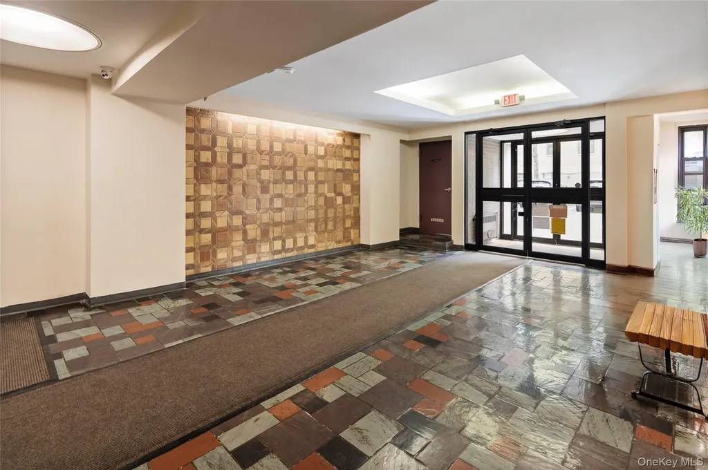25 Stewart Place Mount Kisco NY 10549