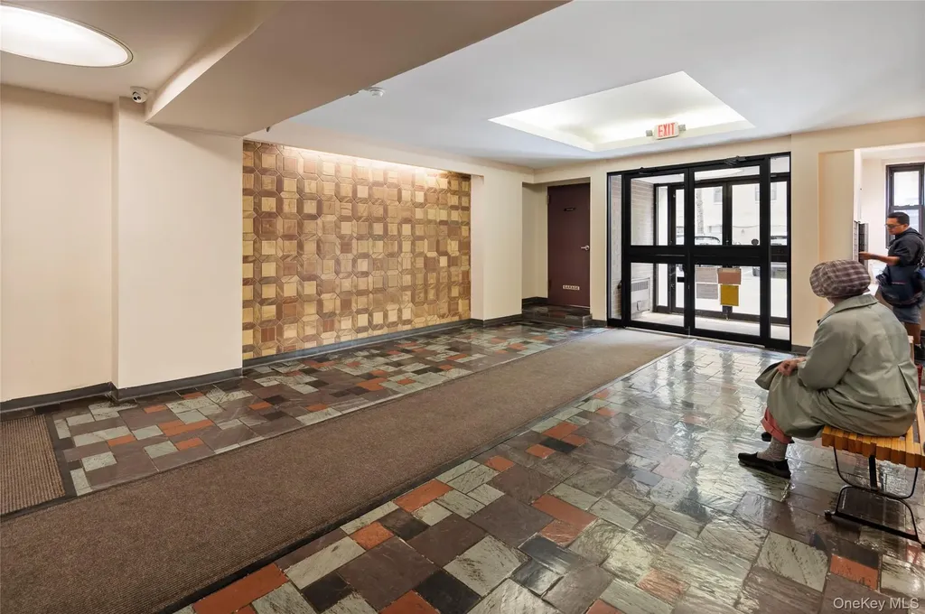 25 Stewart Place Mount Kisco NY 10549