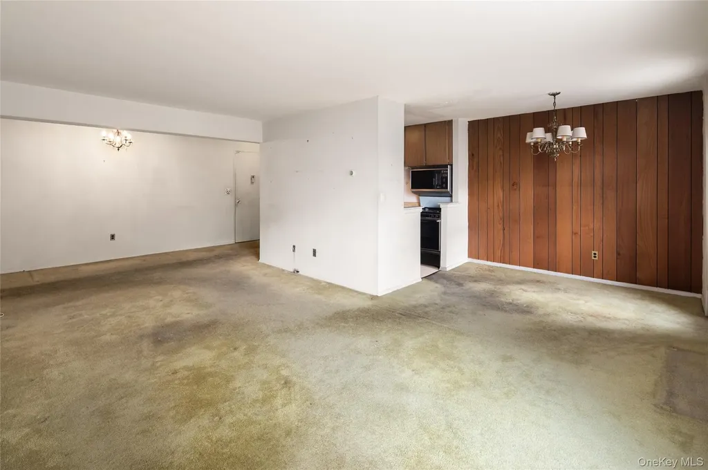 25 Stewart Place Mount Kisco NY 10549