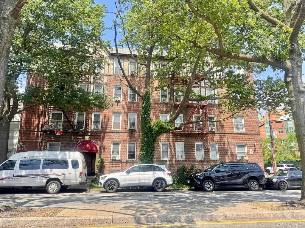 98-15 34th Avenue Corona NY 11368