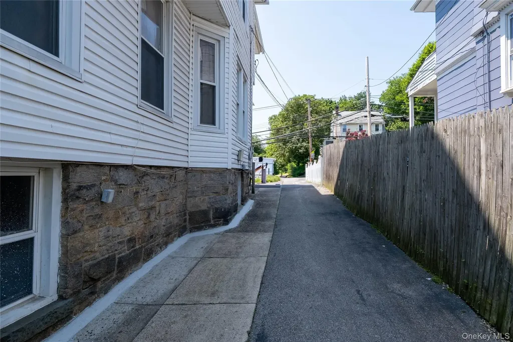 786 N Broadway Yonkers NY 10701