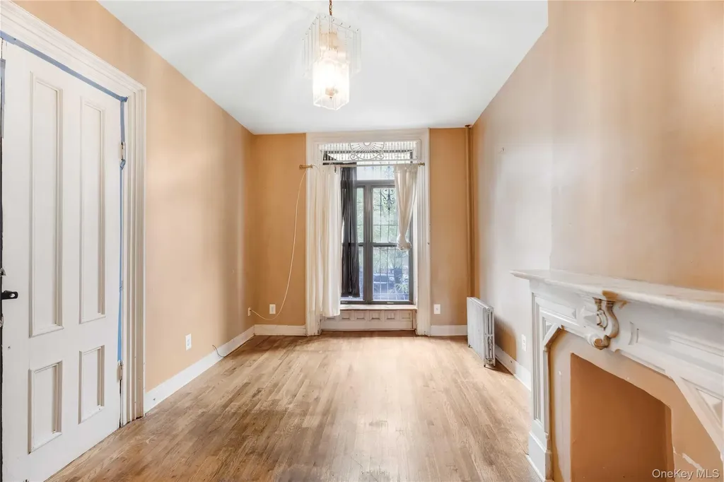 69 Monroe Street Brooklyn NY 11216