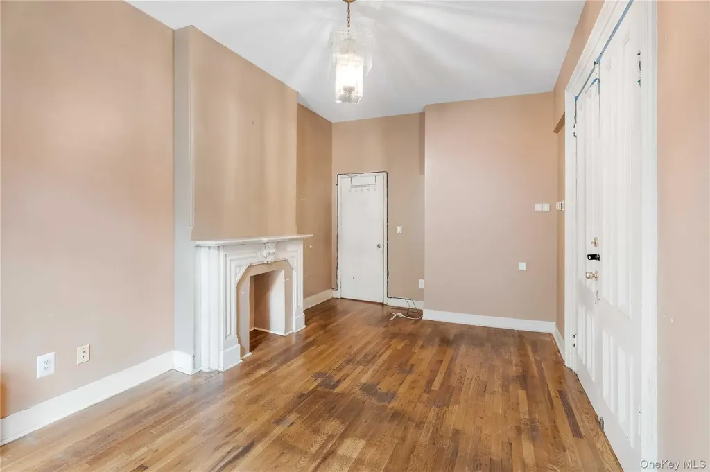 69 Monroe Street Brooklyn NY 11216