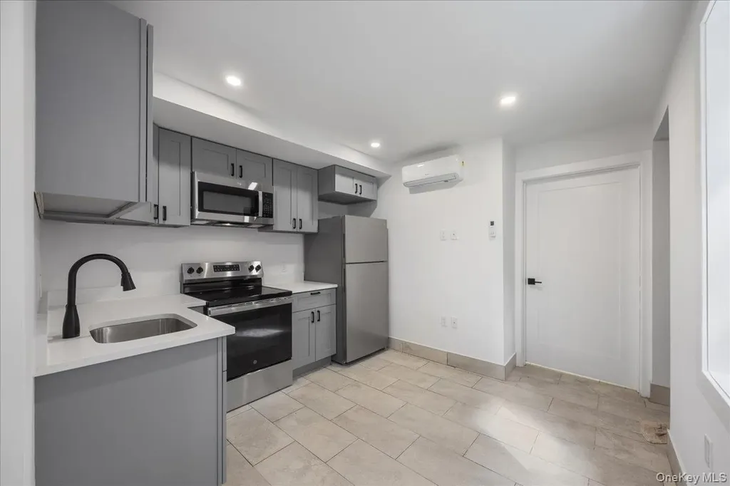 2740 Sexton Place Bronx NY 10469