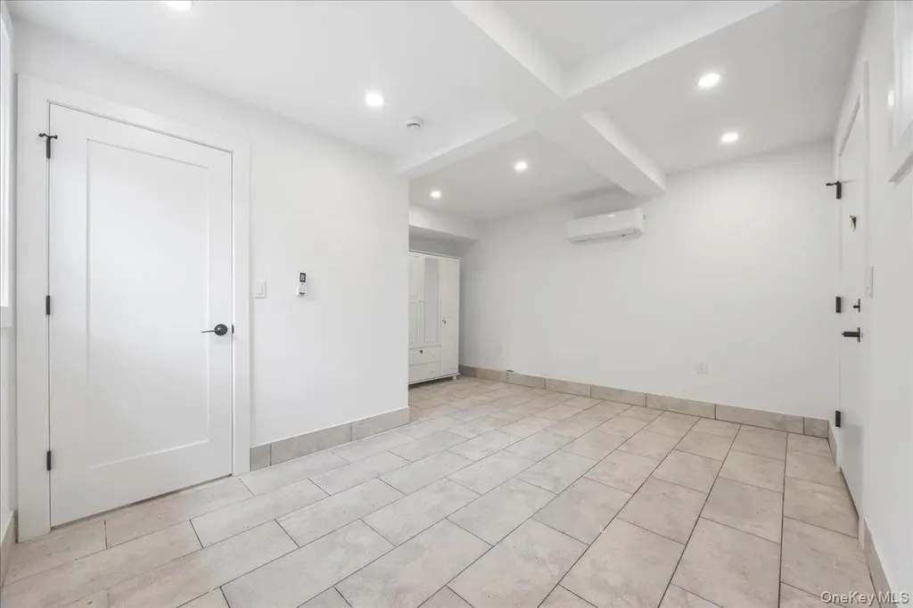 2740 Sexton Place Bronx NY 10469
