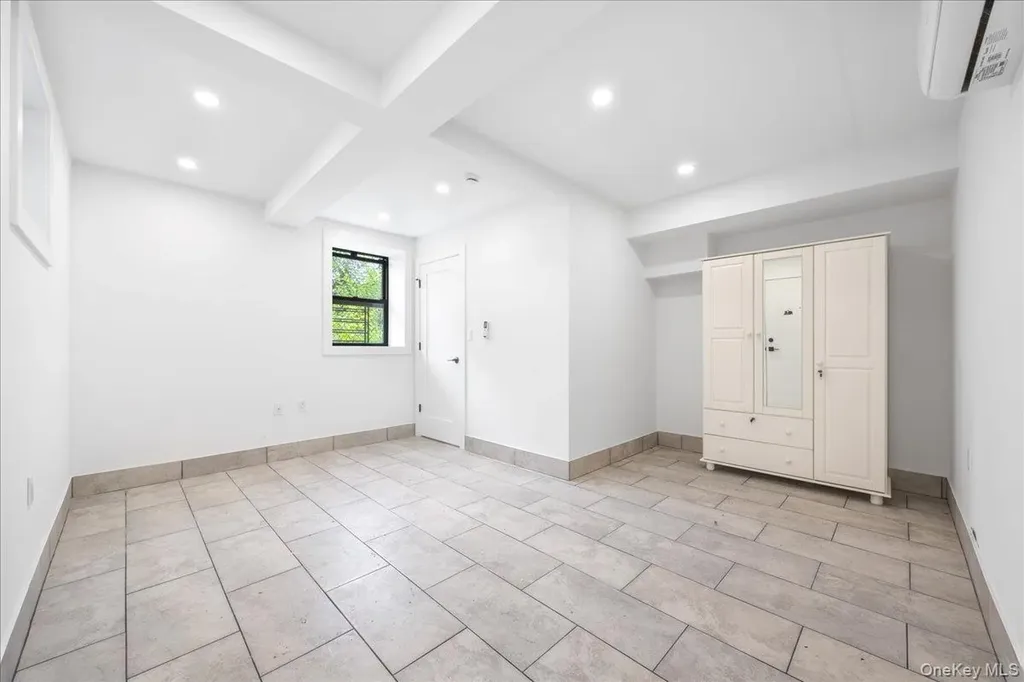 2740 Sexton Place Bronx NY 10469