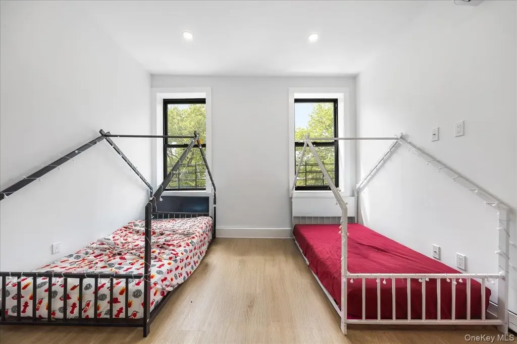 2740 Sexton Place Bronx NY 10469