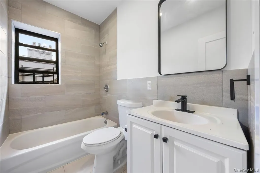 2740 Sexton Place Bronx NY 10469