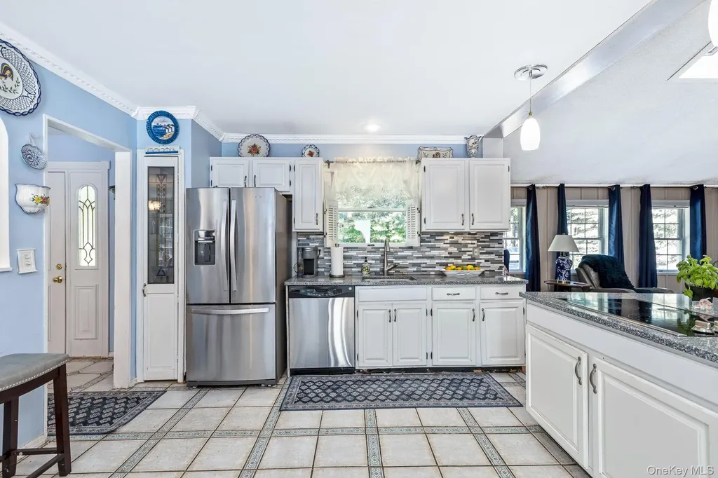 43 Fox Lane Shoreham NY 11786