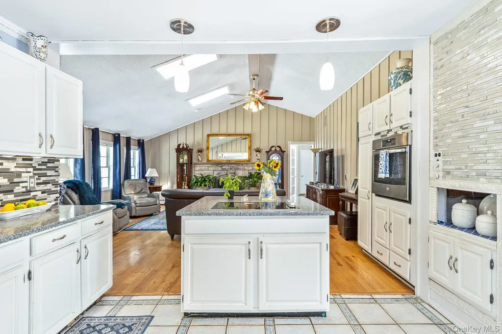 43 Fox Lane Shoreham NY 11786