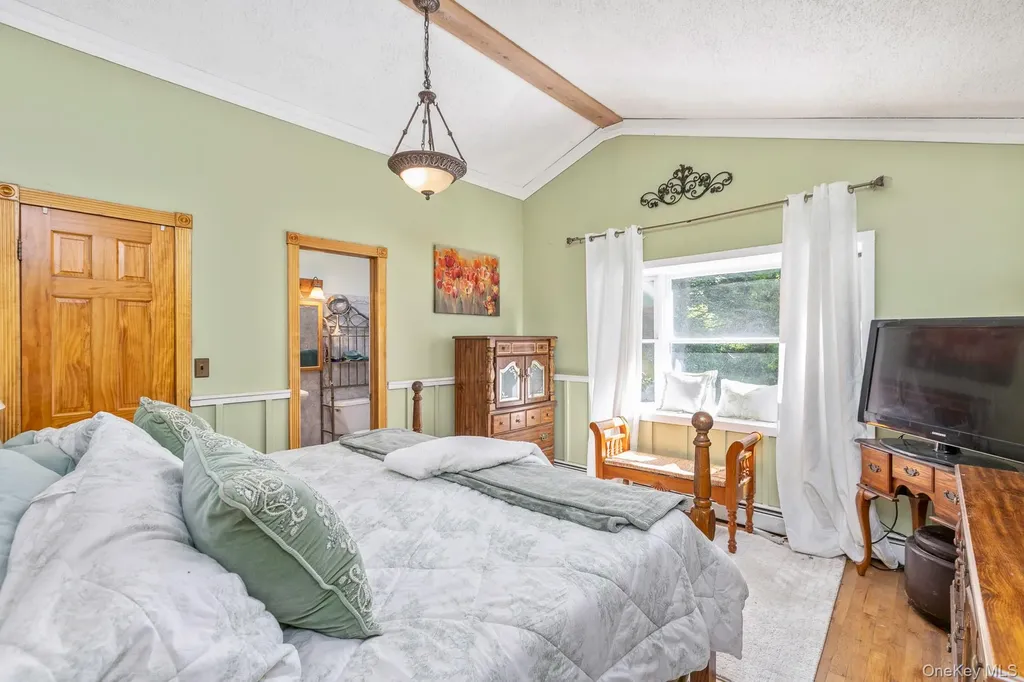 43 Fox Lane Shoreham NY 11786