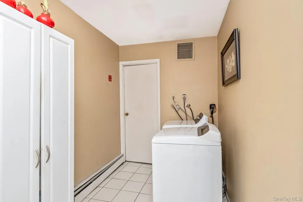 43 Fox Lane Shoreham NY 11786
