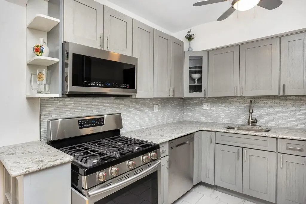 82-19 77th Avenue Glendale NY 11385