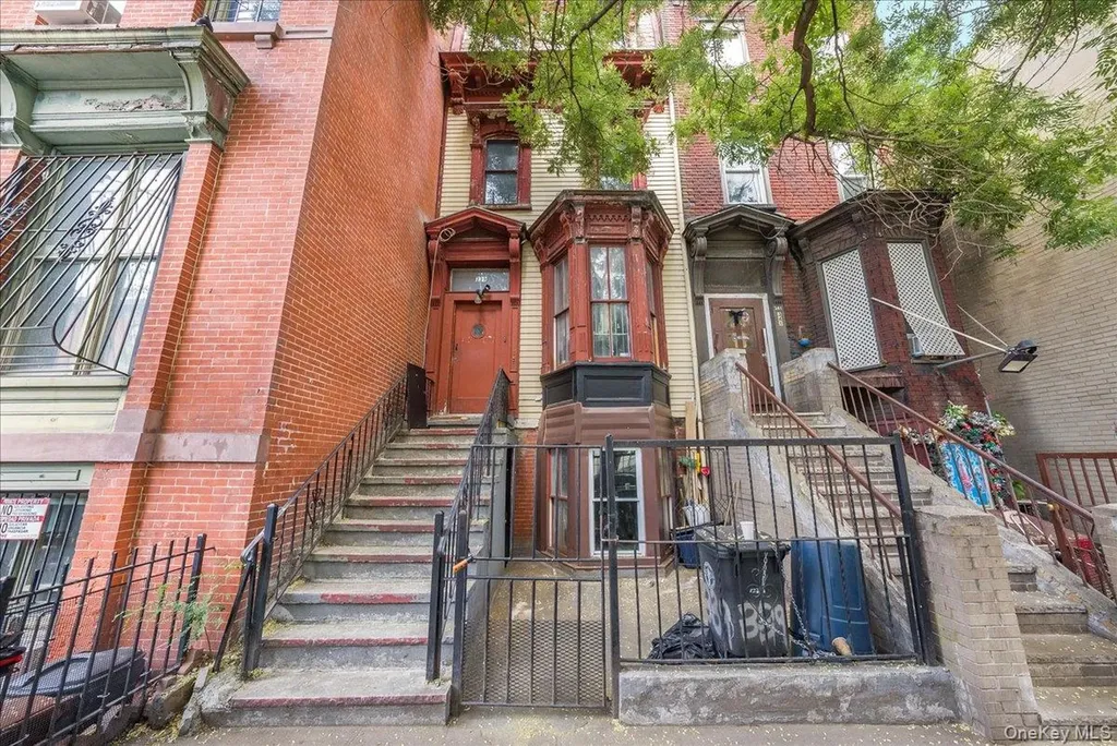 339 E 140th Street Bronx NY 10454