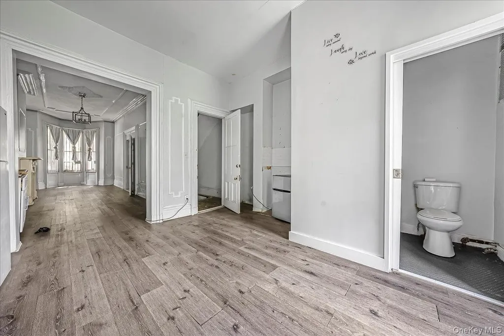 339 E 140th Street Bronx NY 10454