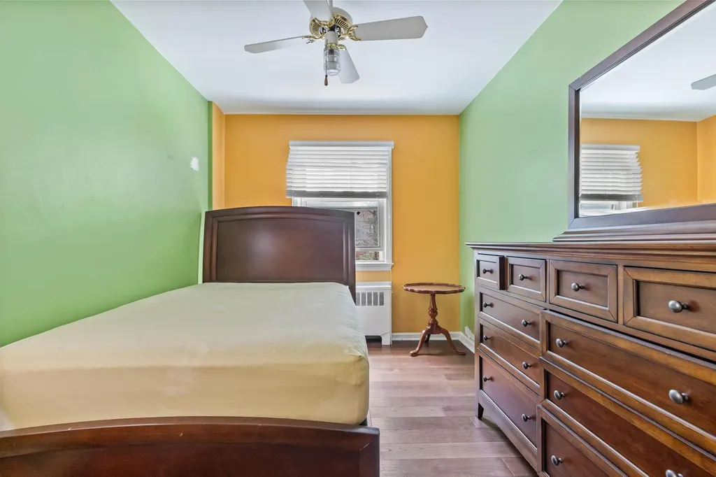 2129 Muliner Avenue Bronx NY 10462