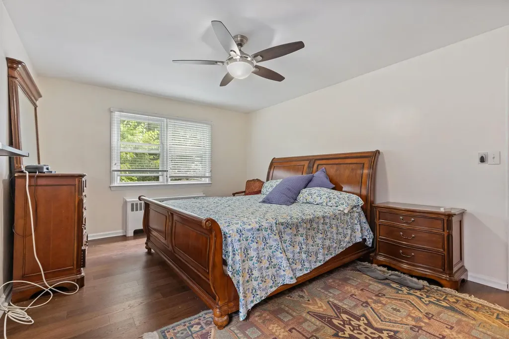2129 Muliner Avenue Bronx NY 10462