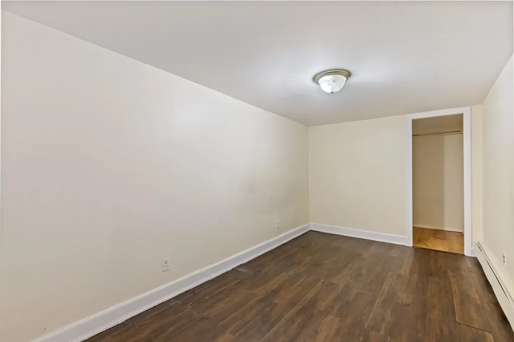 2129 Muliner Avenue Bronx NY 10462
